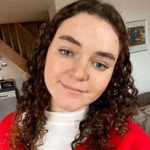 Étudiante qui donne des cours 