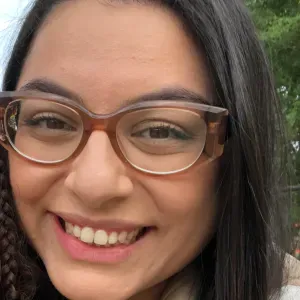 Experienced babysitter looking for a family to help! 