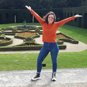 Technicienne de surface fan de la méthode Marie Kondo. 