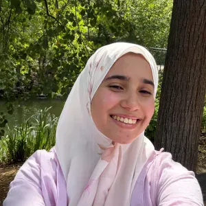 Aide à domicile disponible à Paris
