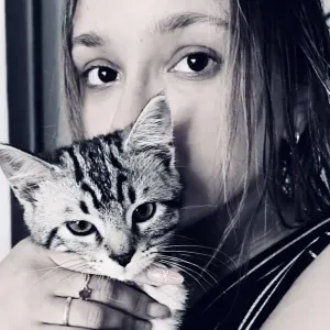 Garde animaux/enfants/aide administratives