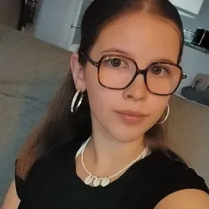 Diplômée pour être baby sitter suite à une formation