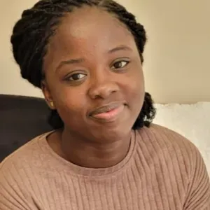 Baby-sitter fiable à Bordeaux 