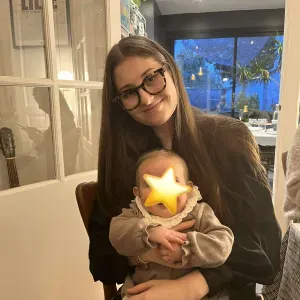 Baby-sitter et animatrice en centre aéré