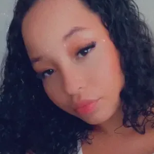 Baby-sitter expérimenté à Cayenne