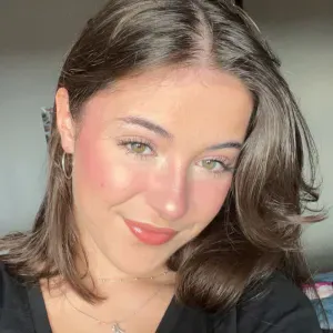 soutien scolaire en anglais, espagnol, histoire (étudiante)