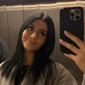 Baby-sitter sérieuse et disponible à Bruxelles