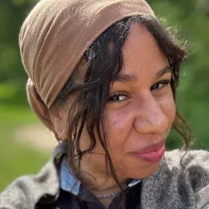 Baby sitter très expérimentée (Éducatrice de jeunes enfants)