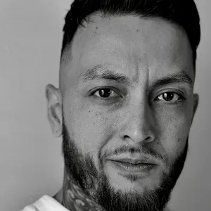 Homme de ménage sérieux et minutieux