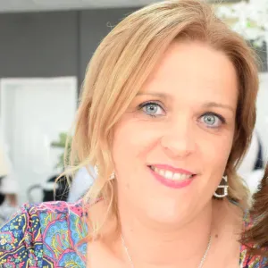 Empregada limpeza responsável Quarteira