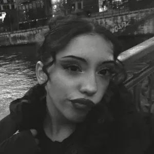 Cuidadora de animales en la comunidad valenciana 