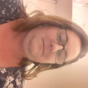 Bonjour je recherche des heures de ménages à faire chez les