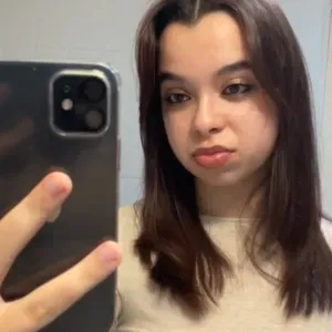 Baby-sitter expérimenté à la Bourboule 
