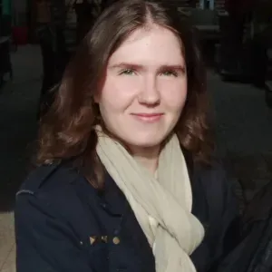 Diplômée en histoire, aide au devoirs et méthodologie