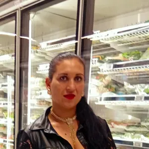 Empregada dê limpeza estou a procura de emprego