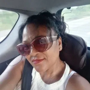 Baby-sitter expérimentée dans le Gard.