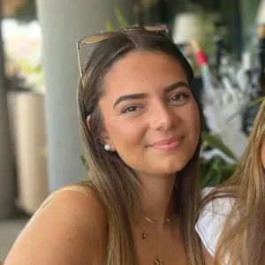 ¡Canguro en Sitges con experiencia!