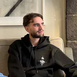 Babysitter, com experiência Porto 