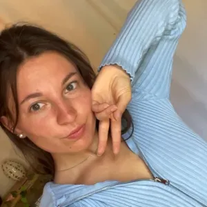 Baby sitter expérimenté dans le jura 