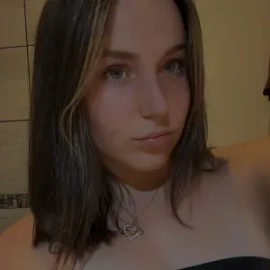 Baby-sitter à Vierzon pour le mois de juillet et août 