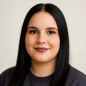 Baby-sitter douce et fiable disponible sur toulouse!