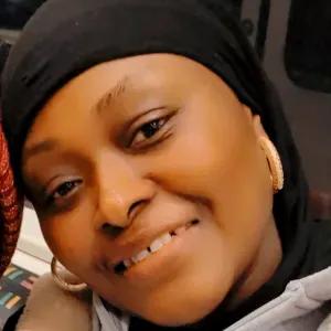 Thursdays,- 7am -22pm, Friday night and Saturday night