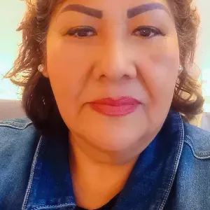 Buongiorno sono una signora paciente alegre carina e amorosa