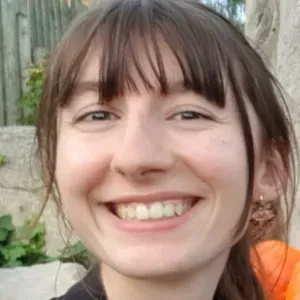 Baby-sitter et animatrice avec 4 ans d'expérience 