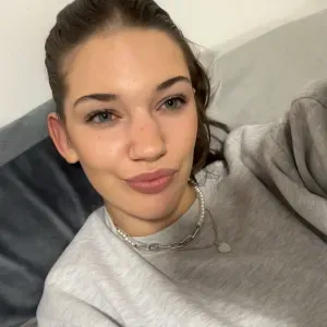 Nachhilfelehrerin für Grundschulkinder☺️