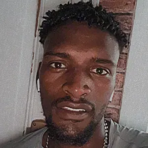 Homme de ménage sérieux et motivé aux alentours de Paris 