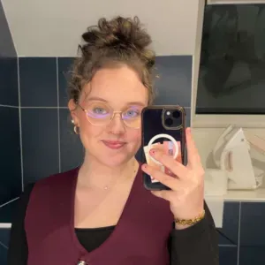 Baby-sitter sérieuse et responsable