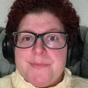 Recherche à gardé vos enfants et faire du nettoyage aussi 