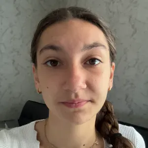 Baby-sitter pour vacances et week-end à Évreux