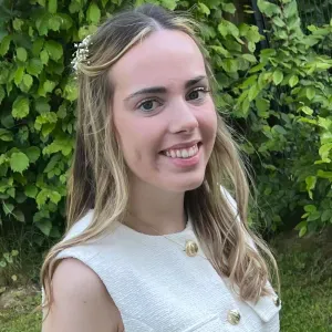 Jeune fille sérieuse pour aide au ménage ou garde d'enfants 