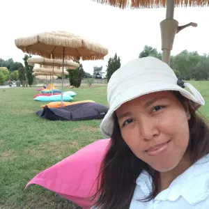 Femme de ménage Housekeeper disponible à Saint-Jean-d'Angély