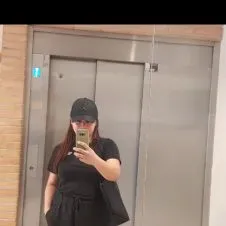 salut, j'adore les animaux.. je peux vous aider avec vos ani