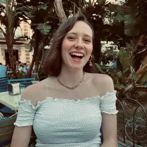 Cuidadora de animales en Sevilla