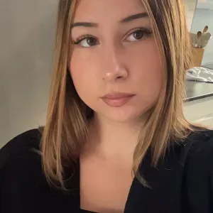 Baby-sitter douce et responsable