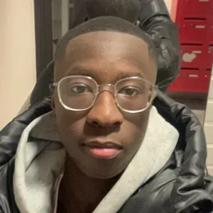 Baby-sitter très expérimenté en régions parisienne 