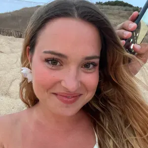 Une future maîtresse en baby-sitting 