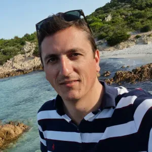 Cherche nounou après l'école et nuit
