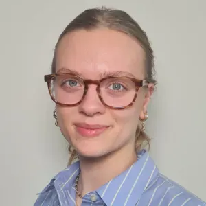 Erfahrene Nanny mit Psychologie-Hintergrund