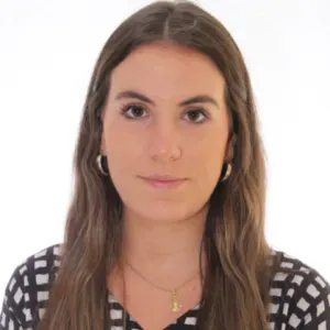 Baby-sitter et garde d'enfants trilingue