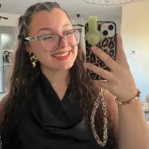 Bonjour, Zoé, votre future baby-sitter !! (Secteur Lens)