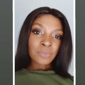 Aide à domicile disponible et discrète 