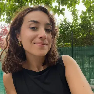 Baby-sitter occasionnelle et passionnée à Marseille !