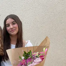 baby-sitter remplie de créativité