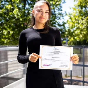 Jeune baby-sitter sérieuse, passionné par les enfants !