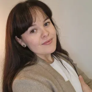 Cuidadora de niños profesional en Madrid