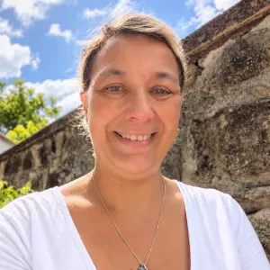 Baby-sitter expérimentée Saint Chamond et alentours 